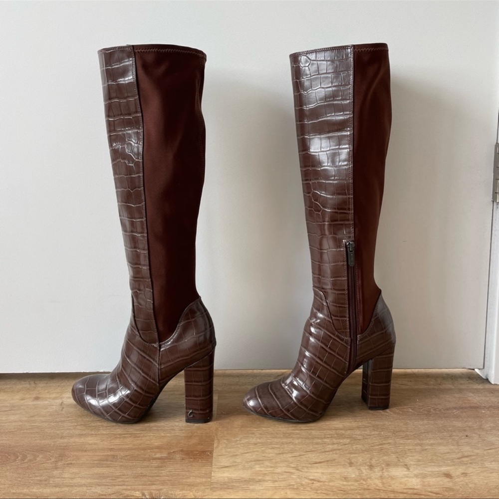 Circus boots size 8